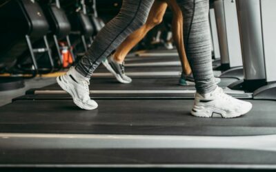 Tapis de marche : Pliable et inclinable pour rester en forme