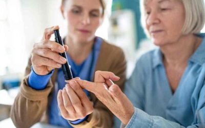 Insuline élevée sans diabète : causes, symptômes, risques et solutions