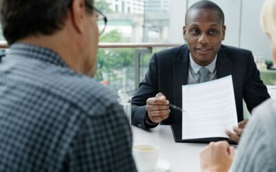 Erreurs à éviter pour choisir sa mutuelle senior : Le guide complet