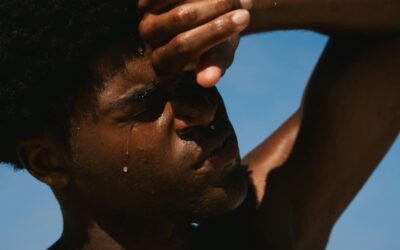 Pourquoi je transpire beaucoup ? la nuit, sans raison, causes
